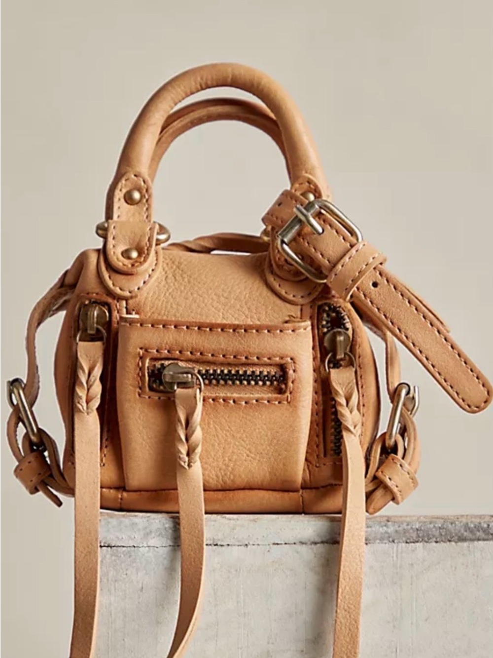🔥💛NWT! Micro Emerson in Italian Straw💛🔥